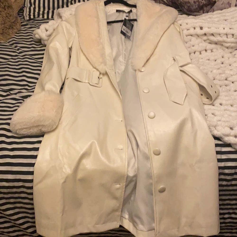 Lioness faux fur and leather coat